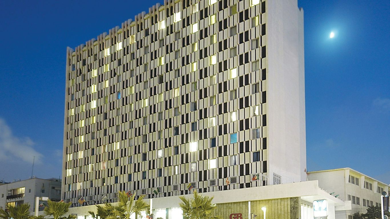 فتدق جراند بيتش