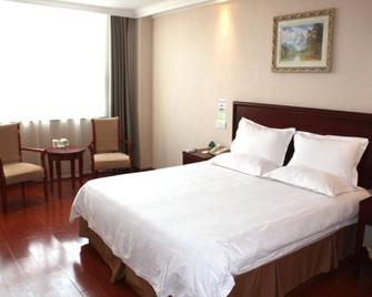 Greentree Inn Nantong Tongzhou District Pingchao Bus Station Express Hotel - Nantong - Schlafzimmer