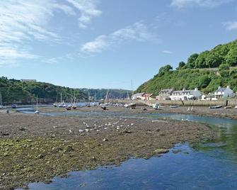 Fishguard Holiday Park - Fishguard