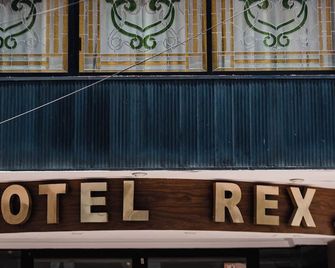 Hotel Rex - טולוקה