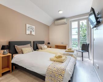 -Maison Calmels-Pmr-7 Chambres Et 7 Sdb - Proche Albi - Carmaux - Chambre