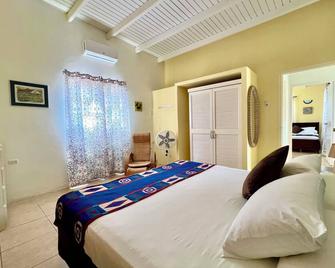 Bubali Gardens by Kamerlingh Villa - Oranjestad - Habitación