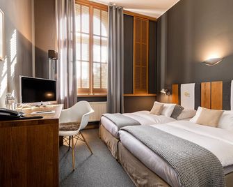 يوهو - فندق ذا يونغ - هامبورغ - غرفة نوم