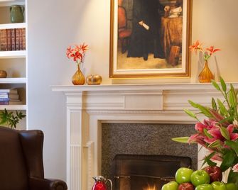 The Halliburton - Halifax - Lobby