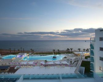 King Evelthon Beach Hotel & Resort - Paphos