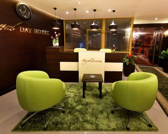Royal Day - 6th of October City - Area lounge