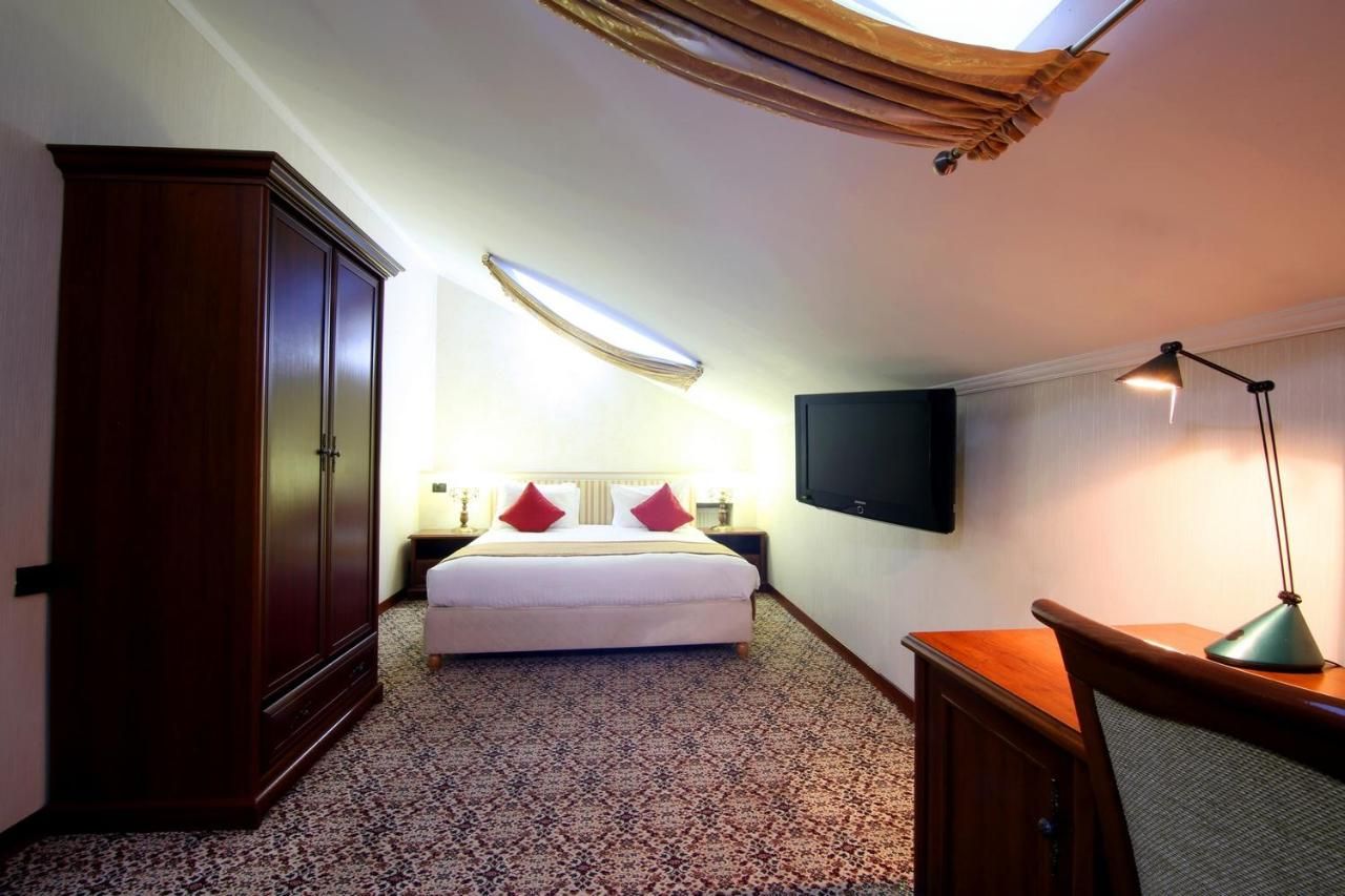 Impressa Hotel