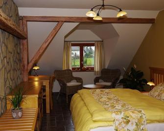 Hotel a Restaurace Palfrig - Stará Ves nad Ondřejnicí - Habitación
