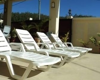 Monalysa St Honore Apartment & Studios Grand Bay - Grand Baie - Patio