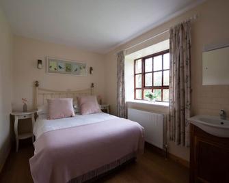 Blessingbourne Country Estate -Holly Courtyard Apartment - Fivemiletown - Bedroom