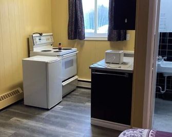 Pine Ridge Motel - Тіммінс