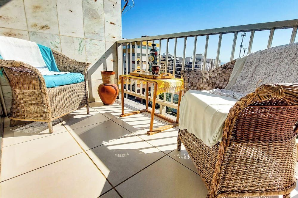 إينتري فيلاس هوستل بوتيك - بوزيوس - شرفة