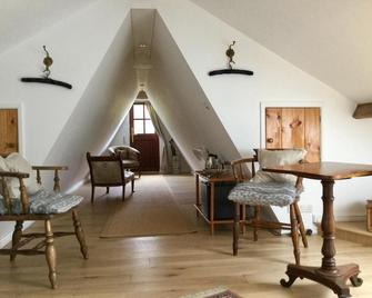 Dwynant - A Room with a View - Ffairfach - Wohnzimmer