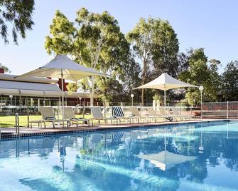 Desert Gardens Hotel - Yulara - Piscina