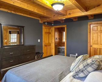 Spacious Log Home in Warwick - Warwick - Habitación