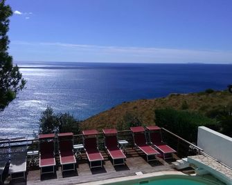 Splendid Villa with private pool and stunning views in Sperlonga, near Rome - Sperlonga - Balkon