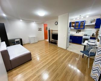 Apart-Comfort On Tolbukhina 28 - Yaroslavl - Living room