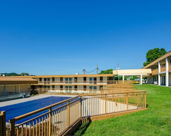Travel Inn Bristol near State Street - Bristol (Tennessee) - Gebouw