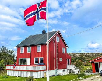 Amazing home in Knarrlagsund with WiFi - Knarrlagsund - Edificio