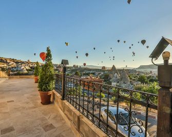 Cappadocia Inn Cave Hotel - Göreme - Balkon