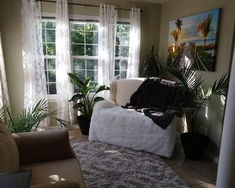 The Ultimate Relaxing Experience - Ogden - Living room