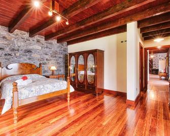 Seixal Sunny Villa A - Seixal - Habitación