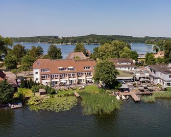 Hotel Der Seehof - Ratzeburgo - Edificio
