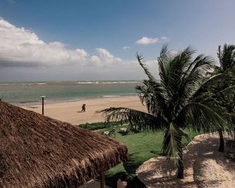 Pousada Aysú - Japaratinga - Beach