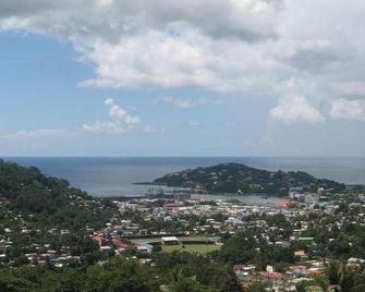 Hilltop View Guesthouse - Castries - Utsikt