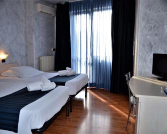 Park Hotel - Latina - Ložnice