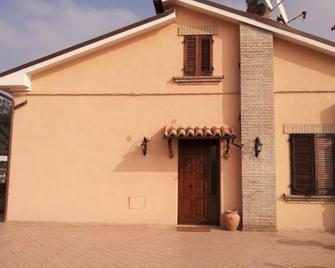 Luconi Affittacamere - Jesi