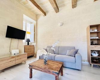Coffee Loft - Grand Master Palace - Valletta - Huiskamer