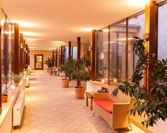 Wyndham Garden Quedlinburg Stadtschloss - Quedlinburg - Salónek