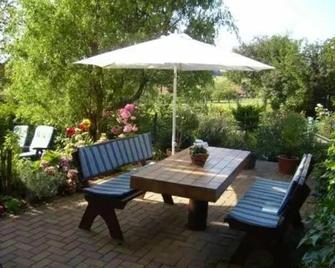 Pension Am Limespfad - Obersensbach - Patio