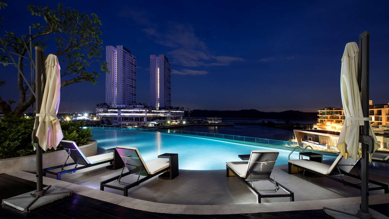 باين تري مارينا ريزورت