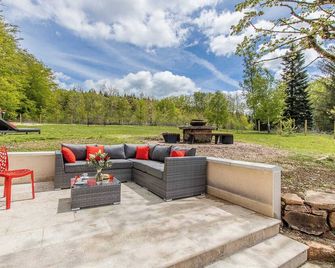 La Domaniale - Anost - Anost - Patio