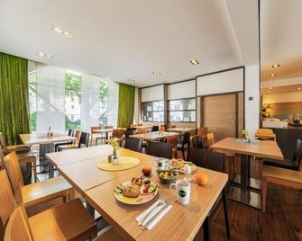 B&b Hotel Bochum-hbf Süd - Bochum - Restaurant