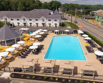 Driftaway Hotel and Pool - Ogunquit