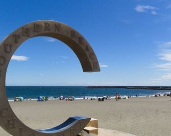Toyoko Inn Shonan Chigasaki eki Kita guchi - Fujisawa - Playa
