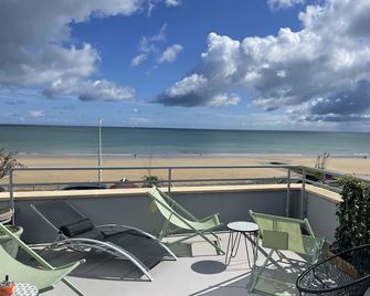 Beau Rivage Hôtel-Restaurant - Luc-sur-Mer - Playa