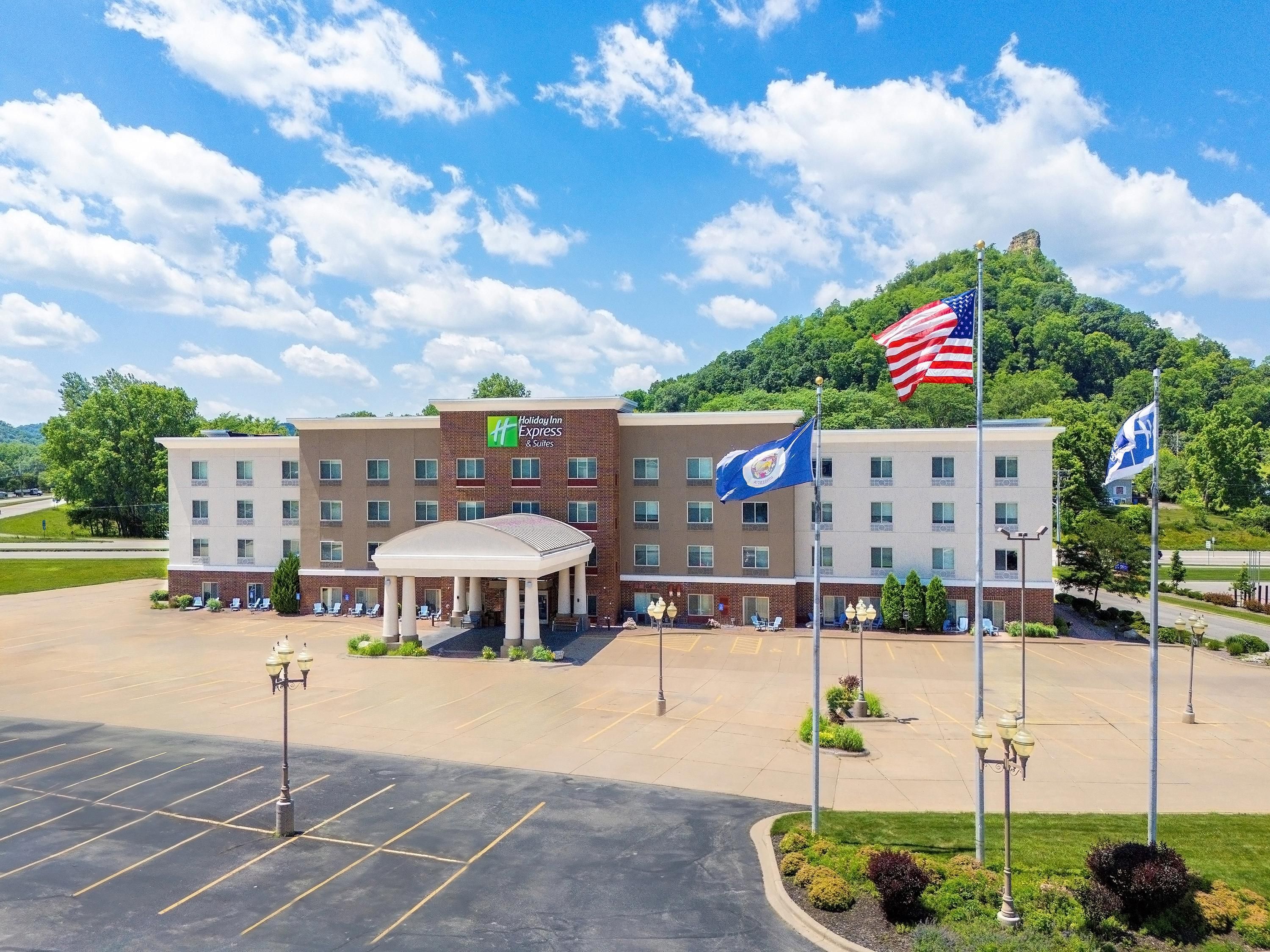 Holiday Inn Express & Suites Winona - Winona - Edificio