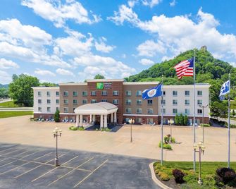 Holiday Inn Express & Suites Winona - Winona - Edificio