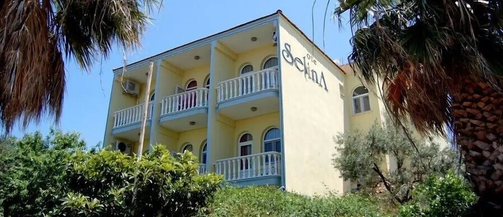 Hotel Selina - Ayvalik - Building