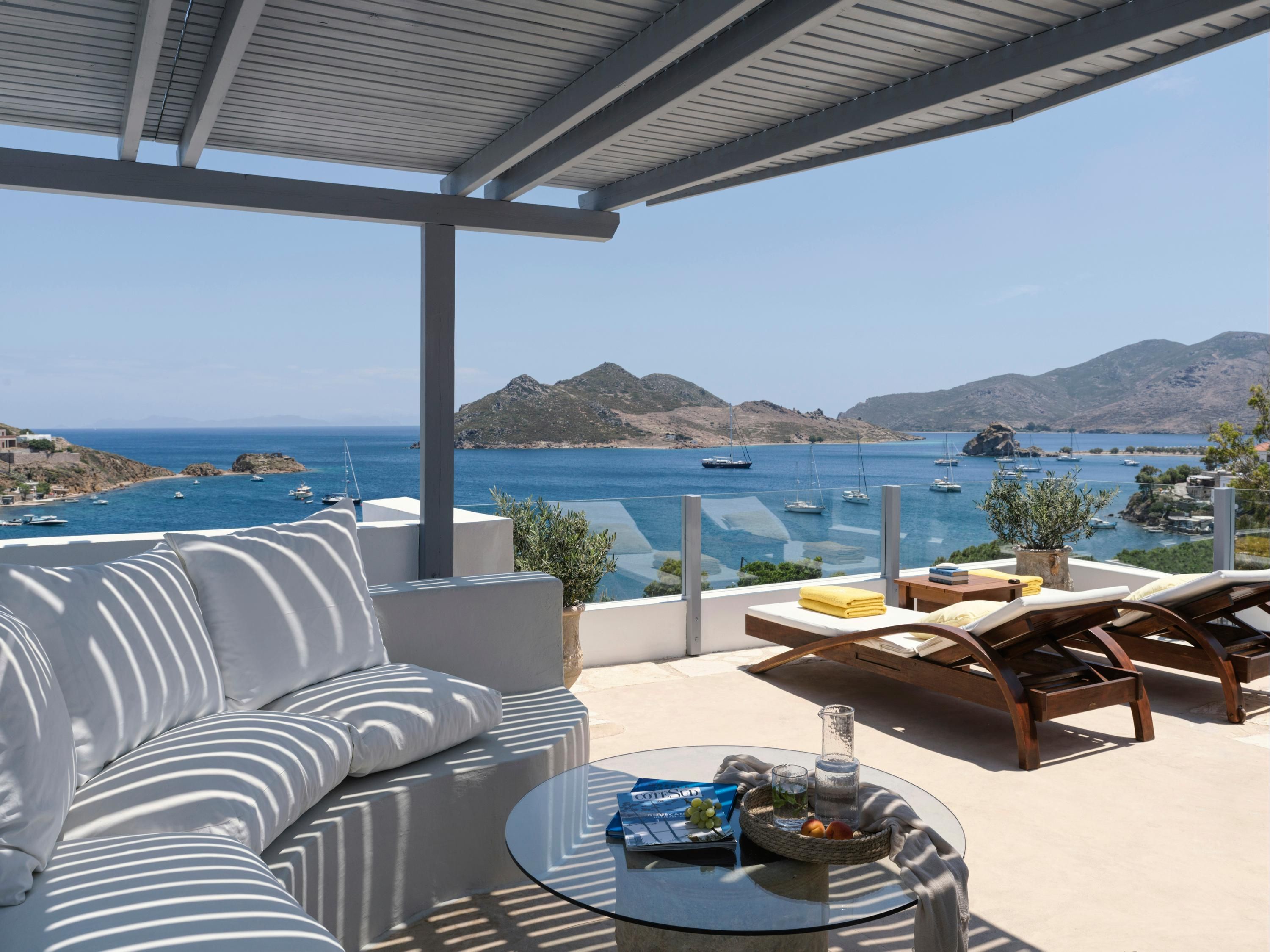 The Petra, Small Luxury Hotels of the World - Chora - Balcon