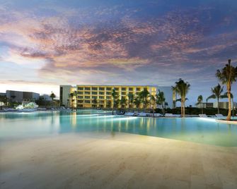 Grand Palladium Select Costa Mujeres - Isla Mujeres - Pool