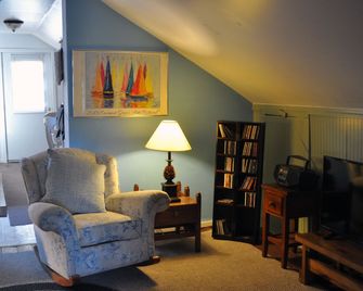 Otter Creek Inn - Mount Desert - Living room