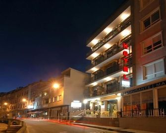 Slow Beach Hotel Gran Proa - Poio - Edificio