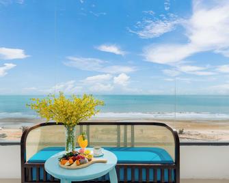 Annata Beach Hotel - Vung Tau - Balkon