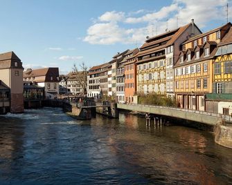 Séjours & Affaires Strasbourg Kleber - Strasbourg - Outdoor view
