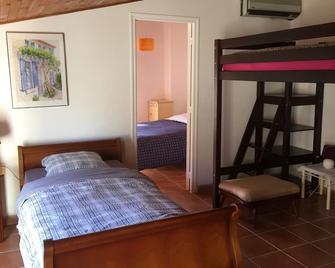 Fully renovated village house, Drôme Provençale near Ventoux, Climbing - Mollans-sur-Ouvèze - Habitación